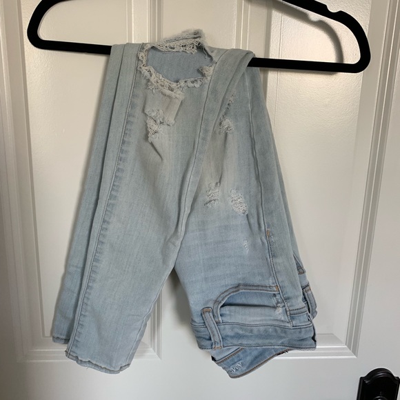 American Eagle- Distressed stretch legging jeans - Picture 6 of 6